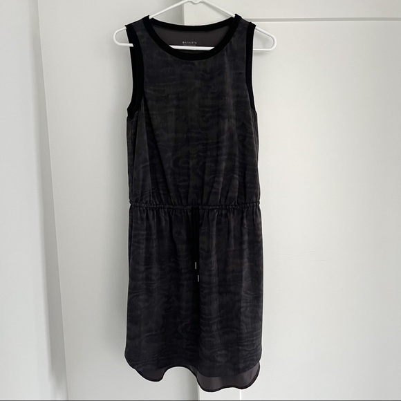 SOLD * Athleta Gray Rincon Mini Dress - Picture 5 of 7